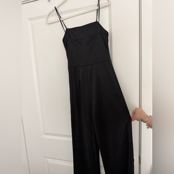 BNWT ZARA Black Shiny Jersey Effect Straight Leg Spaghetti Strap Jumpsuit Small - Picture 9 of 9
